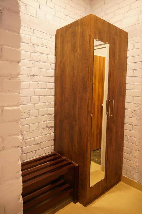 Brick Field Hotel Benares Buitenkant foto